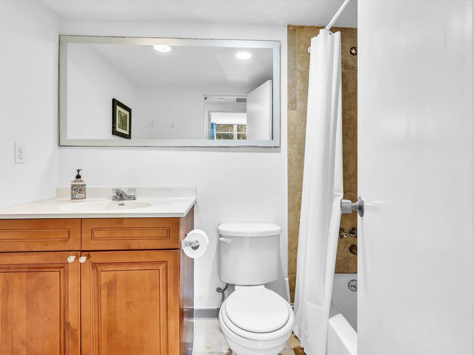 Photo of 3901 Ocean  #3j, Hollywood, Florida, 33019 - 32-FPP00356