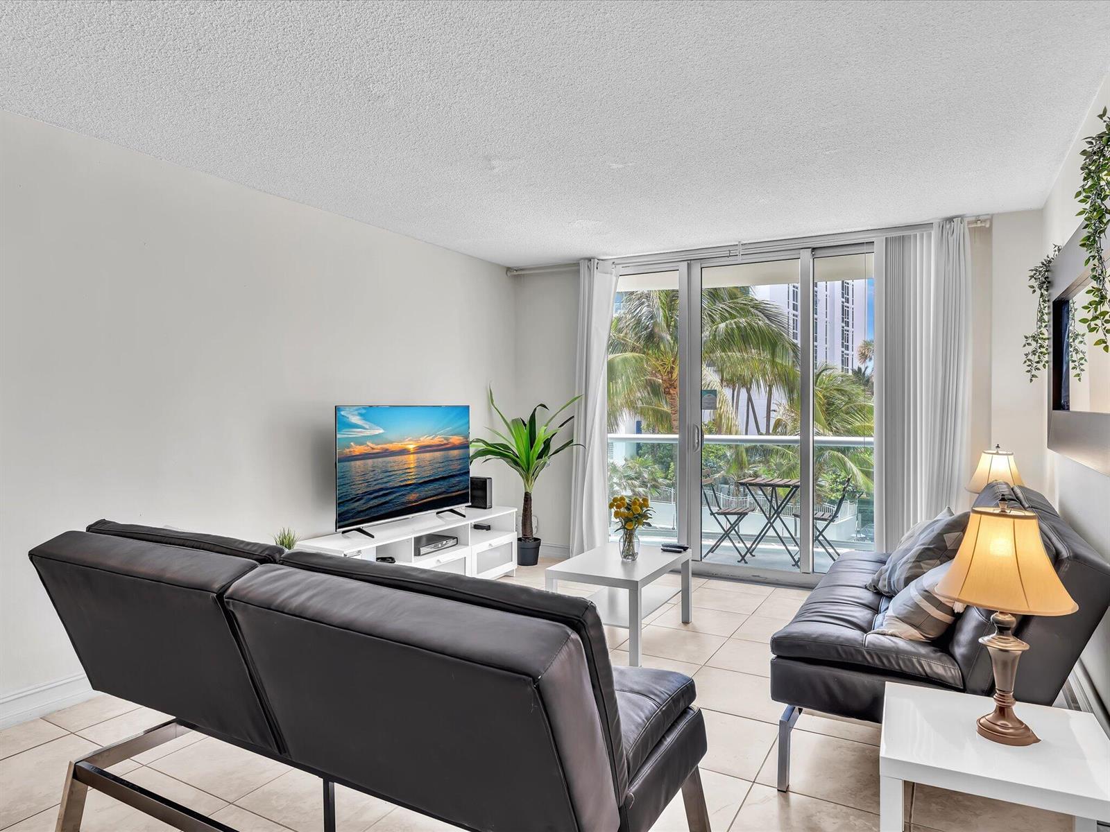 Photo of 3901 Ocean  #3j, Hollywood, Florida, 33019 - 09-FPP00241