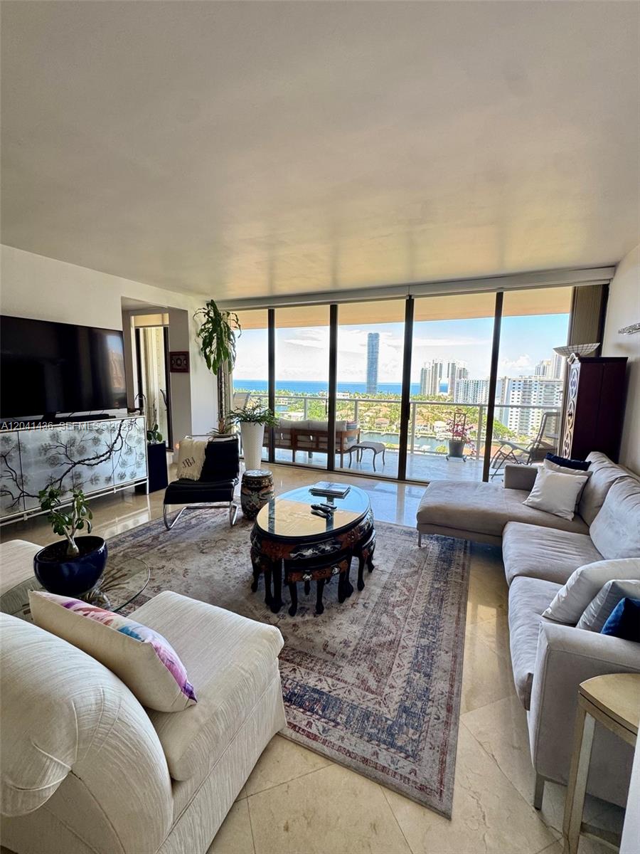 Photo of 19500 Turnberry Way  #15F, Aventura, Florida, 33180 - 