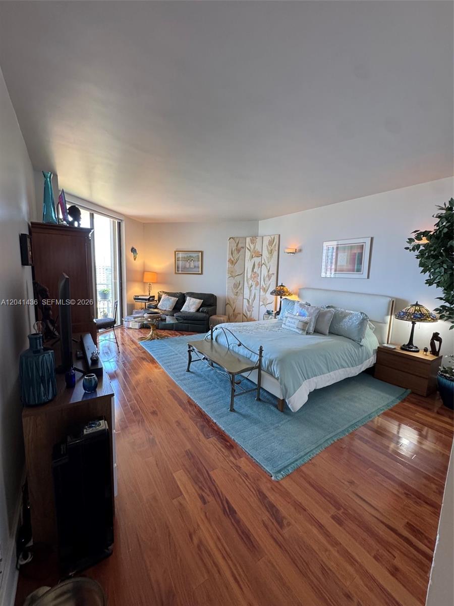 Photo of 19500 Turnberry Way  #15F, Aventura, Florida, 33180 - 