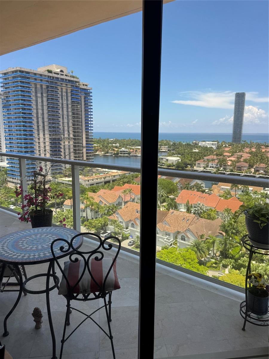 Photo of 19500 Turnberry Way  #15F, Aventura, Florida, 33180 - 