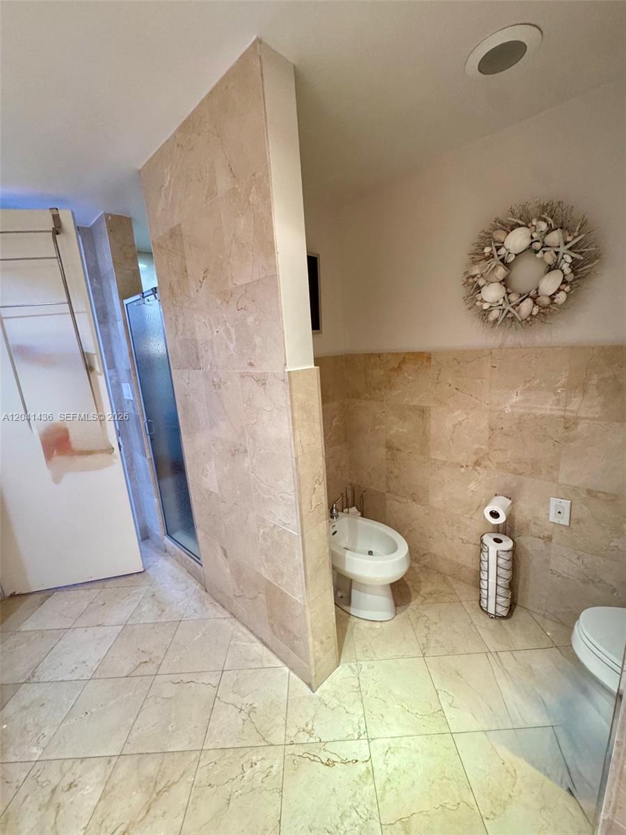 Photo of 19500 Turnberry Way  #15F, Aventura, Florida, 33180 - 