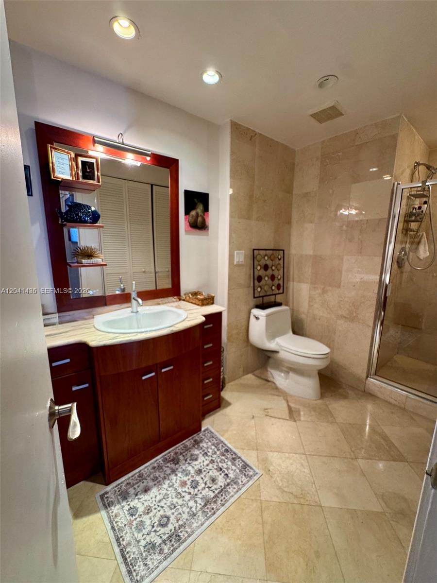 Photo of 19500 Turnberry Way  #15F, Aventura, Florida, 33180 - 