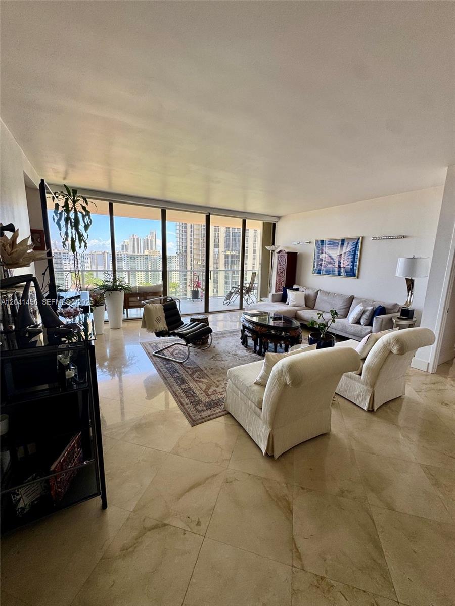 Photo of 19500 Turnberry Way  #15F, Aventura, Florida, 33180 - 
