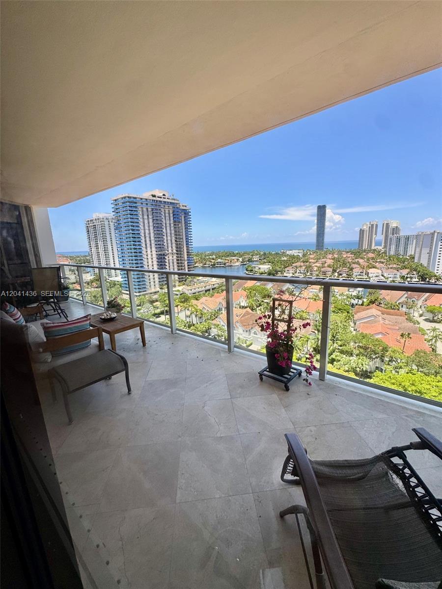 Photo of 19500 Turnberry Way  #15F, Aventura, Florida, 33180 - 