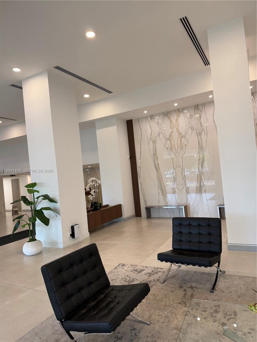 See details 2307 2 / 2 1070 sq. ft. $ 2026-06-23 0 Photo