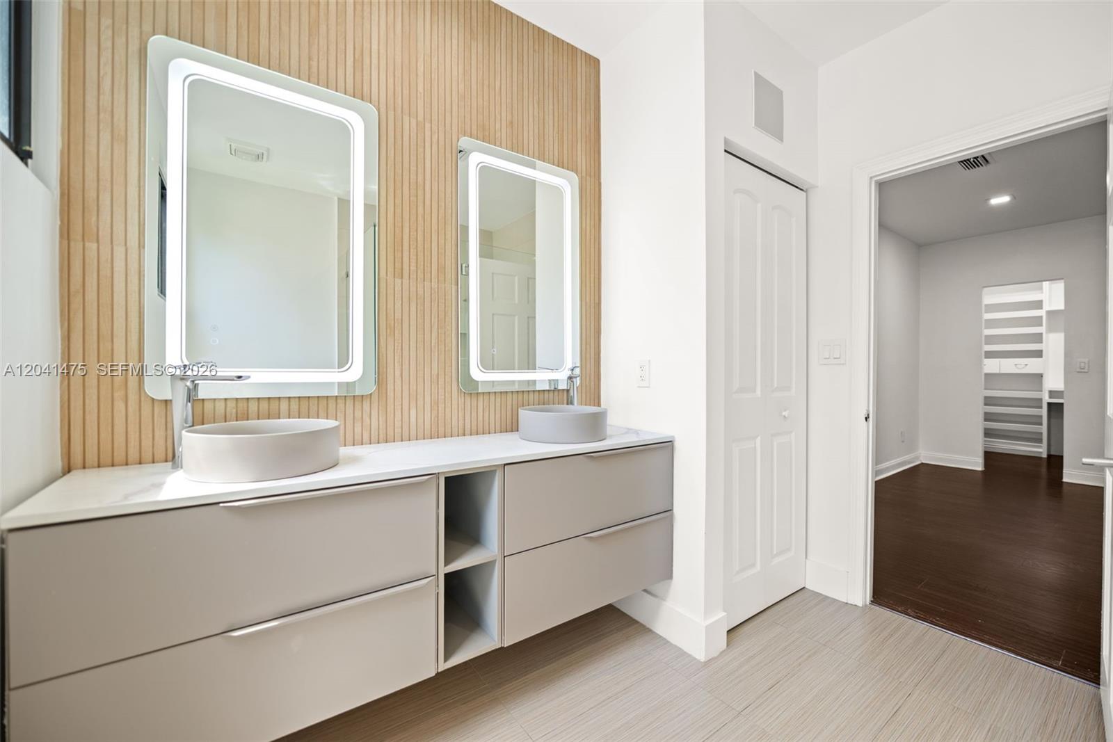 Photo of 21387 Marina Cove Cir  (21387), Aventura, Florida, 33180 - 