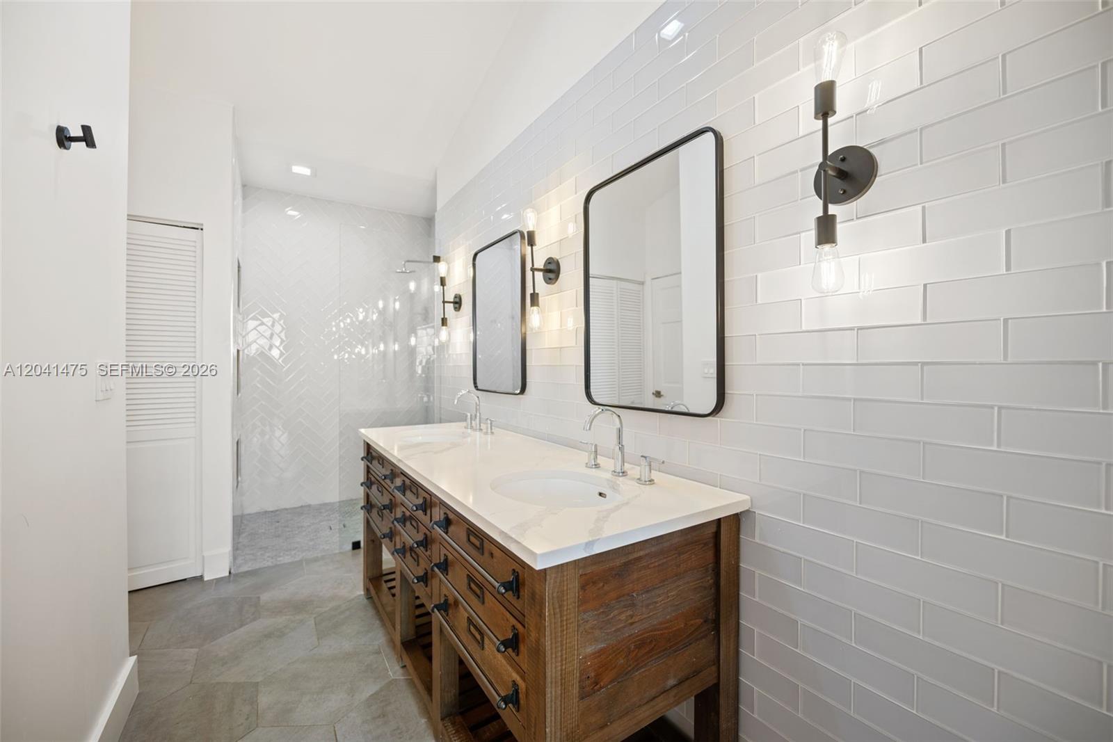 Photo of 21387 Marina Cove Cir  (21387), Aventura, Florida, 33180 - 