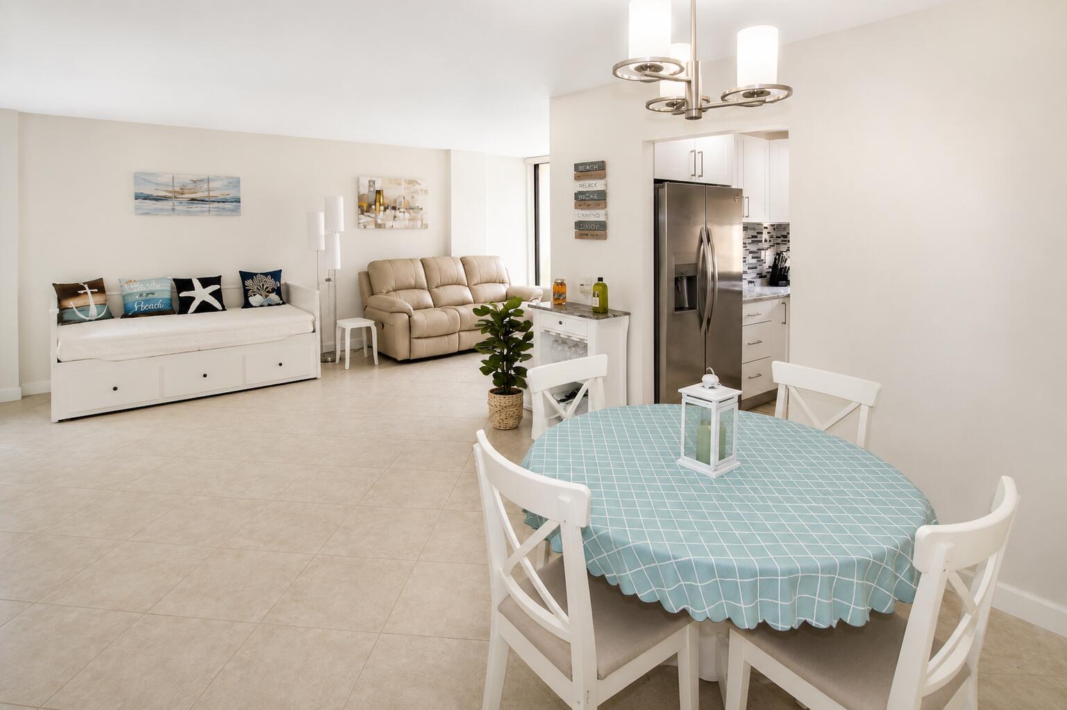 Photo of 17021 Bay  #816, Sunny Isles Beach, Florida, 33160 - ChatGPT Image 12 jun 2026, 06_14_19 p.m.