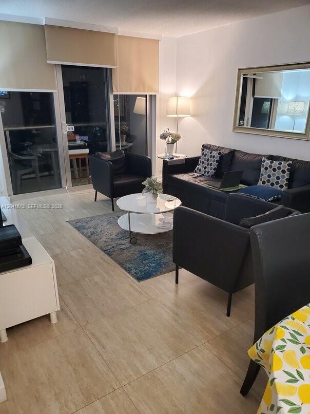 Photo of 3901 Ocean Dr #8T, Hollywood, Florida, 33019 -