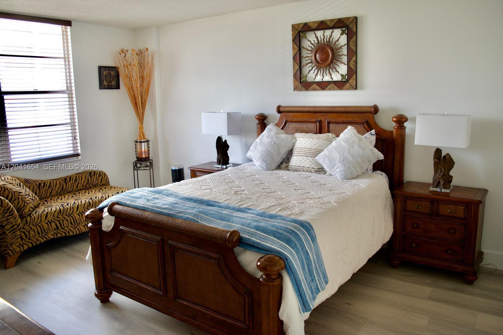 Photo of 3725 Ocean Dr  #423, Hollywood, Florida, 33019 - 