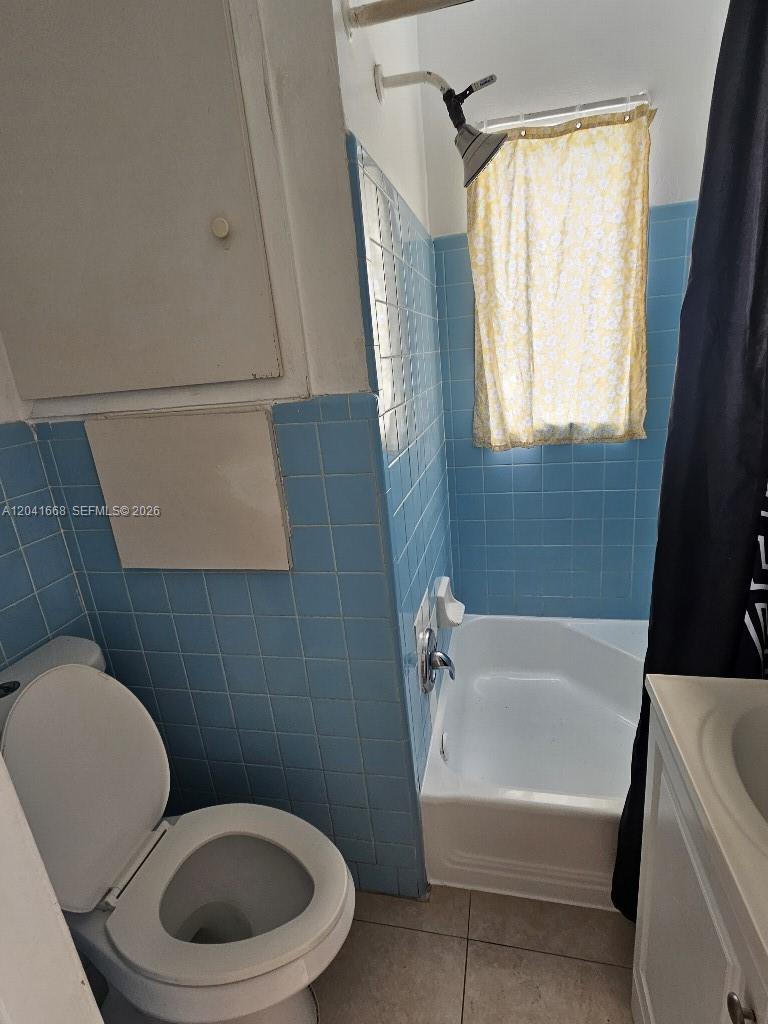   /   sq. ft. $ 2026-06-23 0 foto