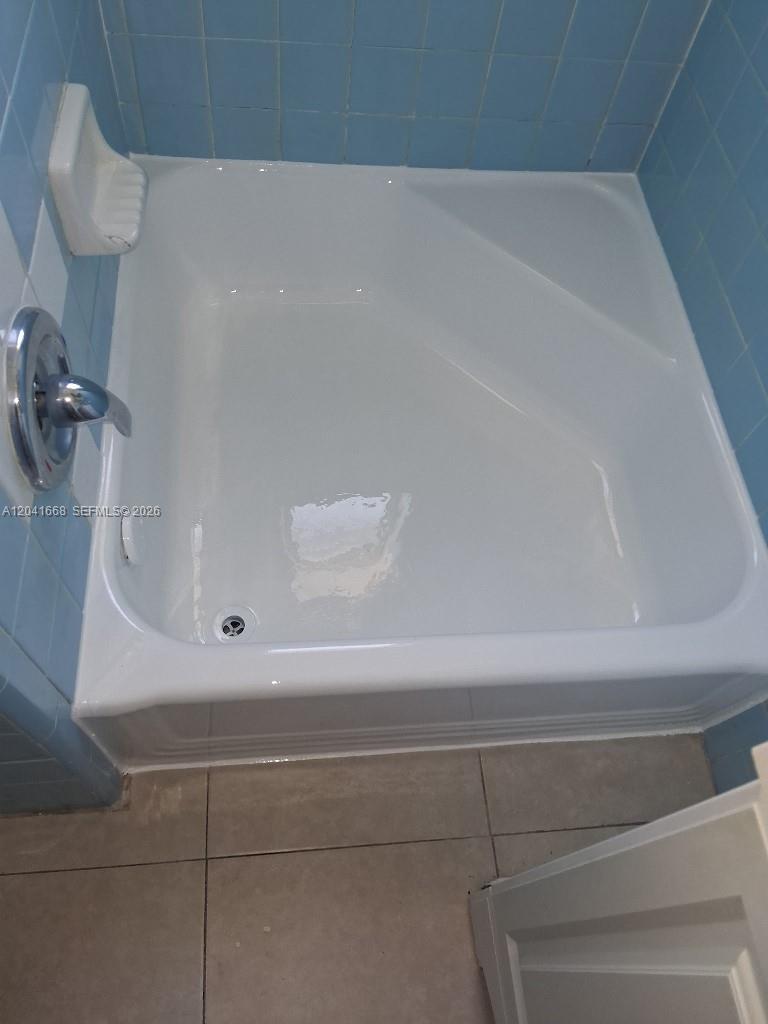   /   sq. ft. $ 2026-06-23 0 foto