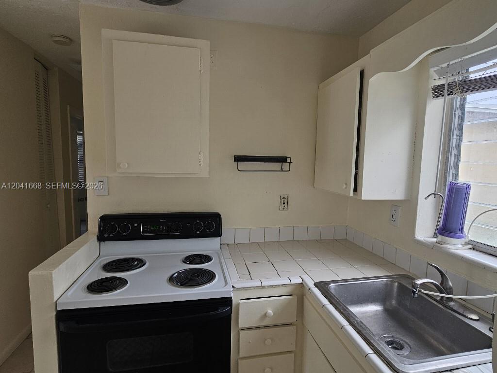   /   sq. ft. $ 2026-06-23 0 foto