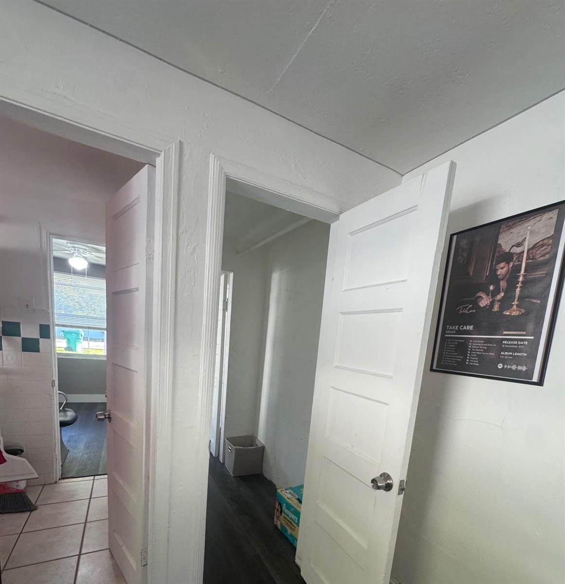   / 0 990 sq. ft. $ 2026-06-25 0 foto