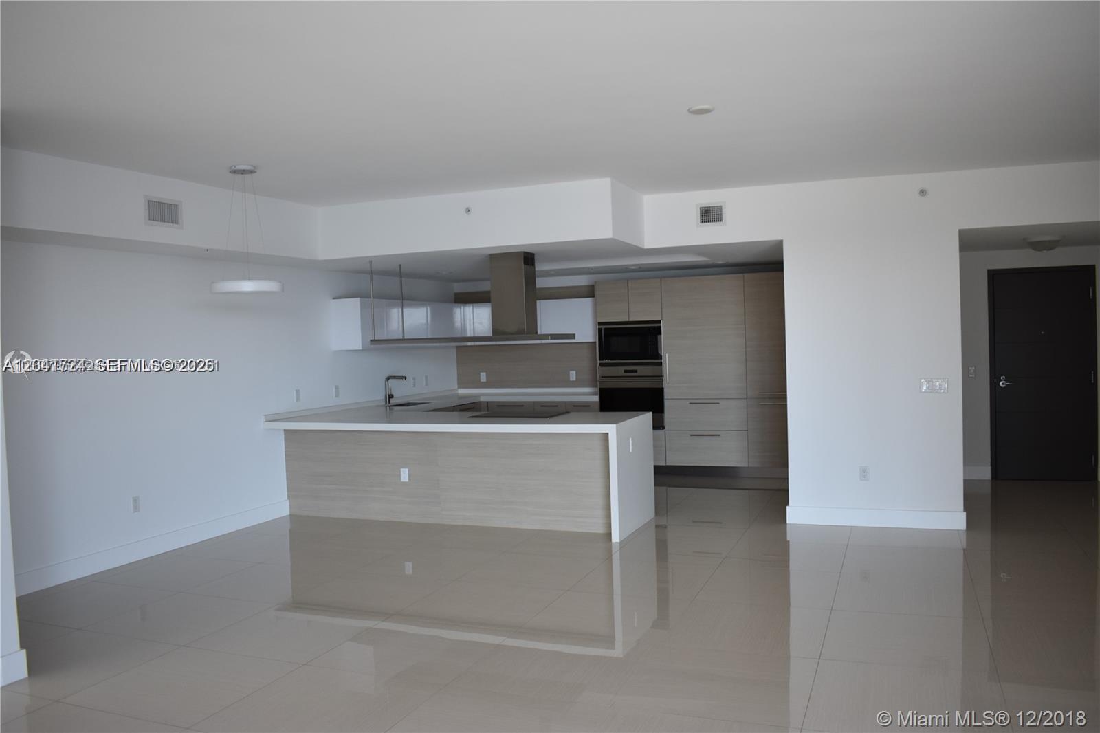 Photo of 17301 Biscayne Blvd  #1407, North Miami Beach, Florida, 33160 - 