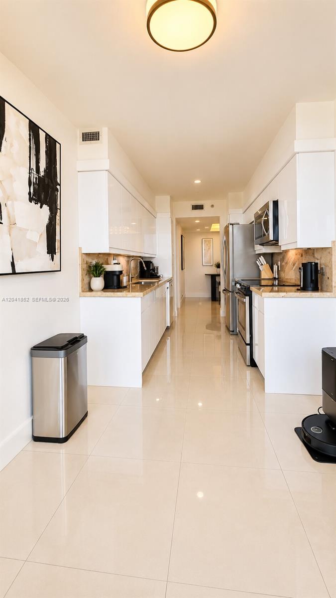 Photo of 3640 Yacht Club Dr  #502, Aventura, Florida, 33180 - 