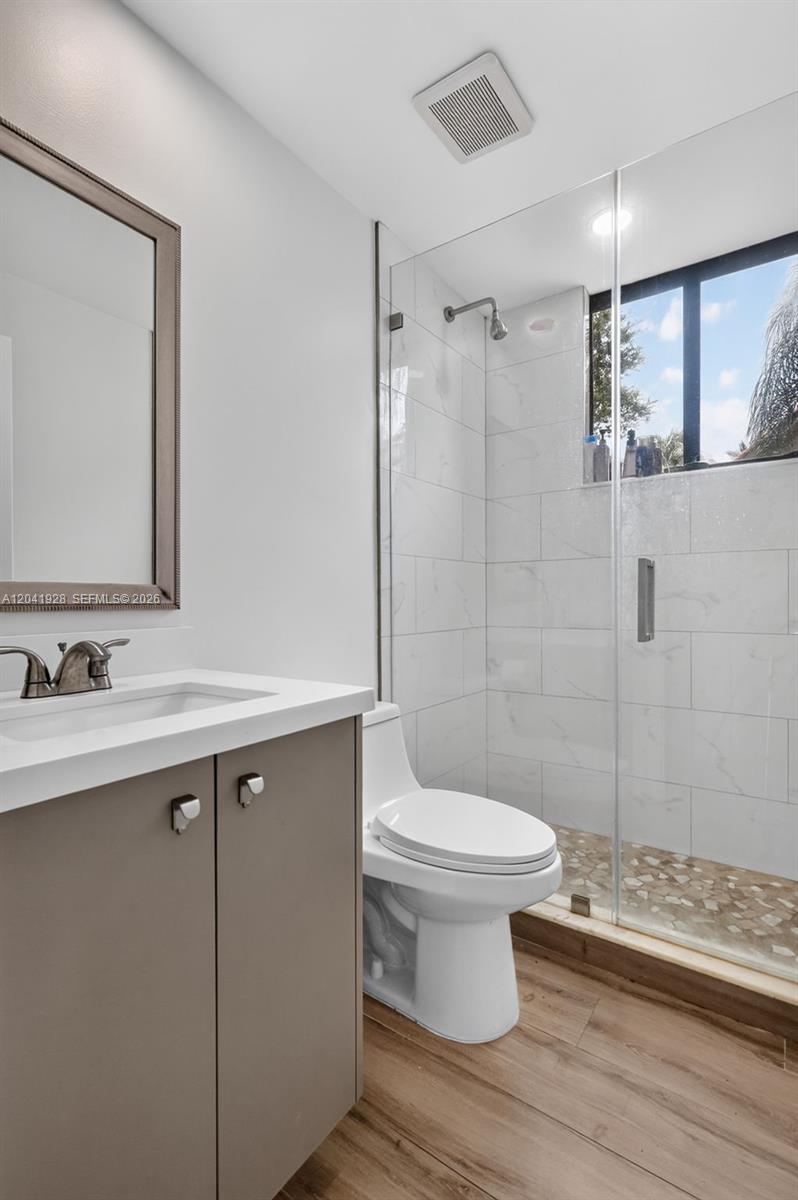Photo of 21391 Marina Cove Cir  #19-K, Aventura, Florida, 33180 - 