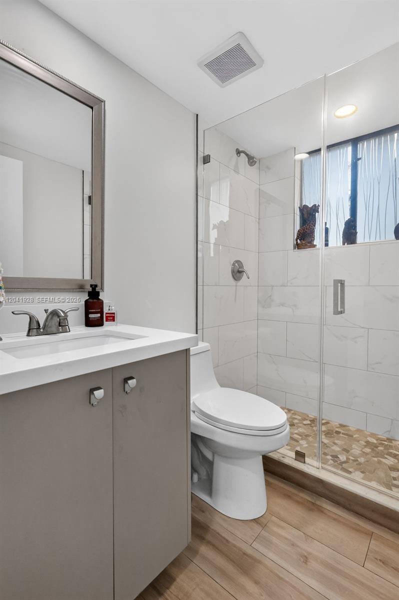 Photo of 21391 Marina Cove Cir  #19-K, Aventura, Florida, 33180 - 