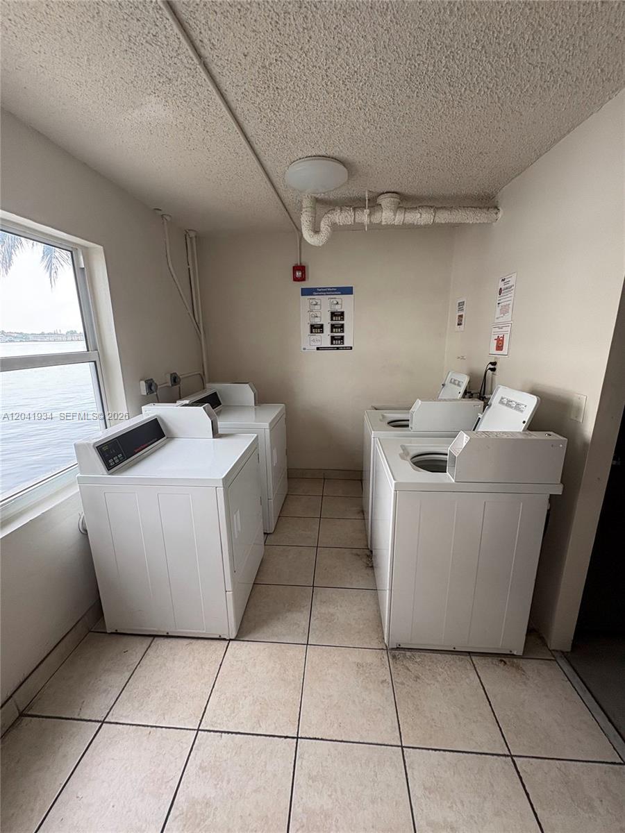 211 2 / 2 1233 sq. ft. $ 2026-06-23 0 Photo