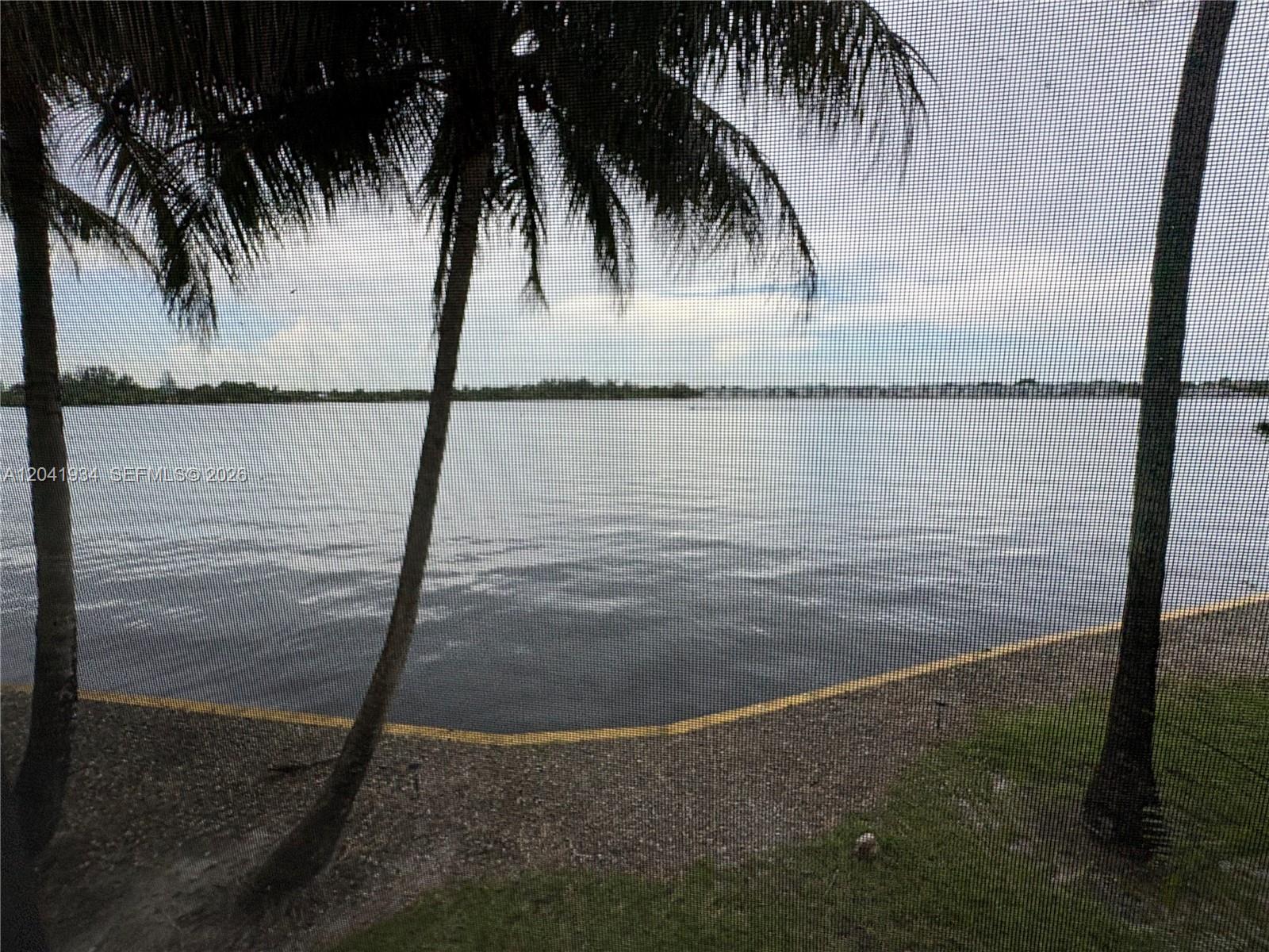 211 2 / 2 1233 sq. ft. $ 2026-06-23 0 Photo