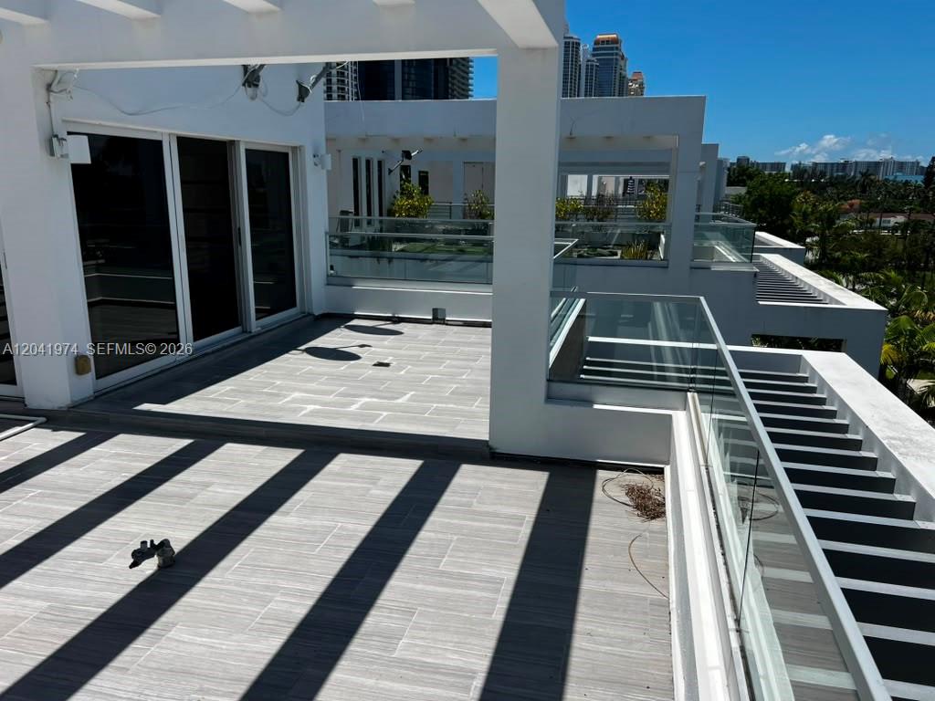 Photo of 18975 Atlantic Blvd (18975), Sunny Isles Beach, Florida, 33160 -
