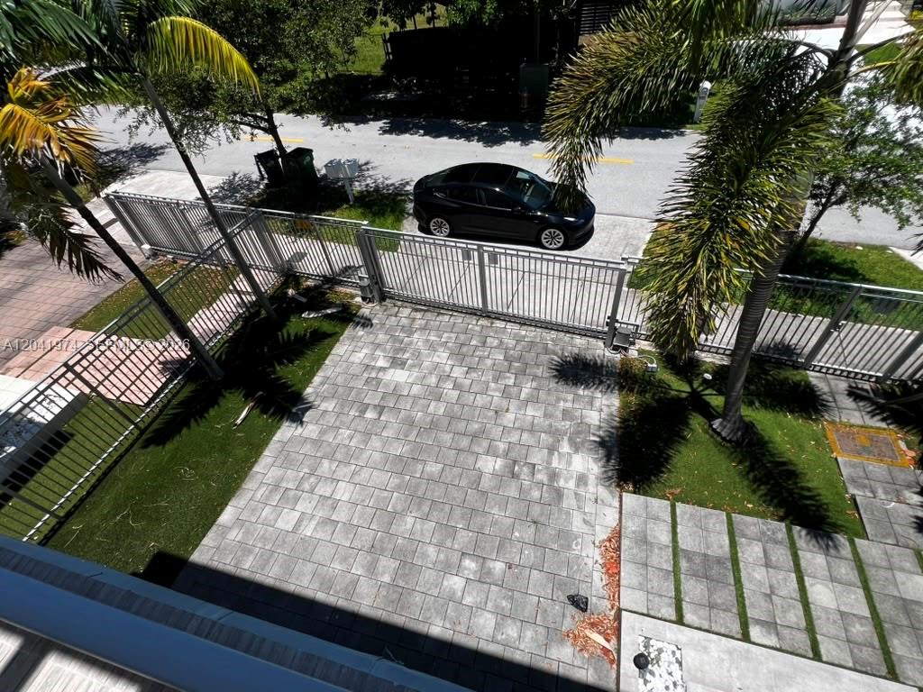 Photo of 18975 Atlantic Blvd (18975), Sunny Isles Beach, Florida, 33160 -