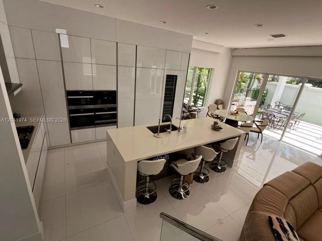 Photo of 18975 Atlantic Blvd (18975), Sunny Isles Beach, Florida, 33160 -