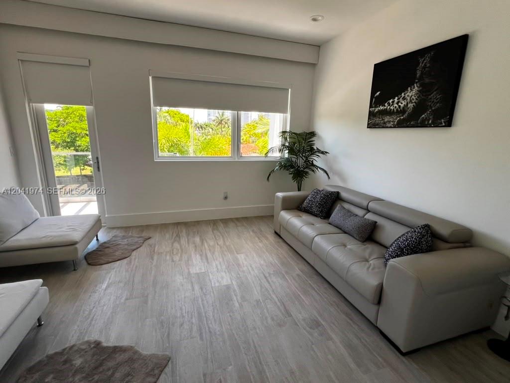 Photo of 18975 Atlantic Blvd (18975), Sunny Isles Beach, Florida, 33160 -