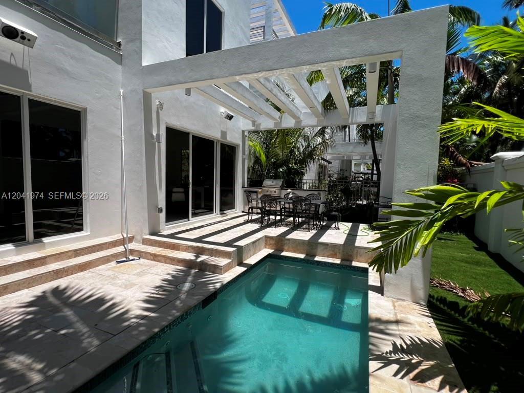Photo of 18975 Atlantic Blvd (18975), Sunny Isles Beach, Florida, 33160 -