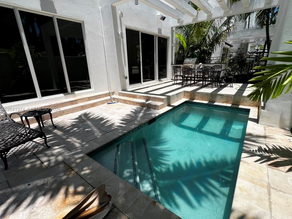 Photo of 18975 Atlantic Blvd (18975), Sunny Isles Beach, Florida, 33160 -