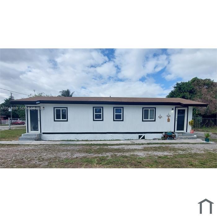   /  704 sq. ft. $ 2026-06-23 0 foto