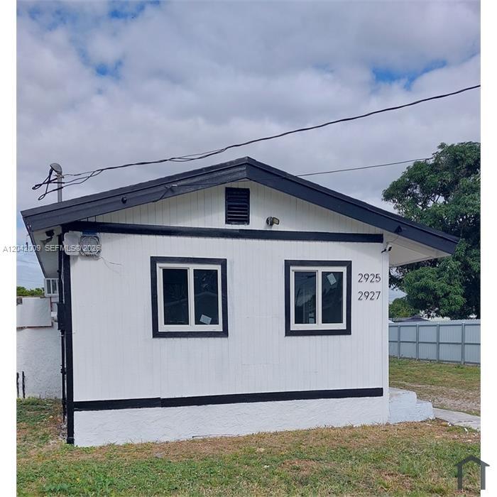   /  704 sq. ft. $ 2026-06-23 0 foto