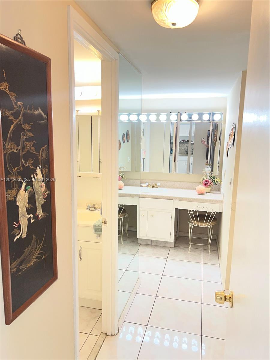 222E 1 / 2 861 sq. ft. $ 2026-06-23 0 Photo