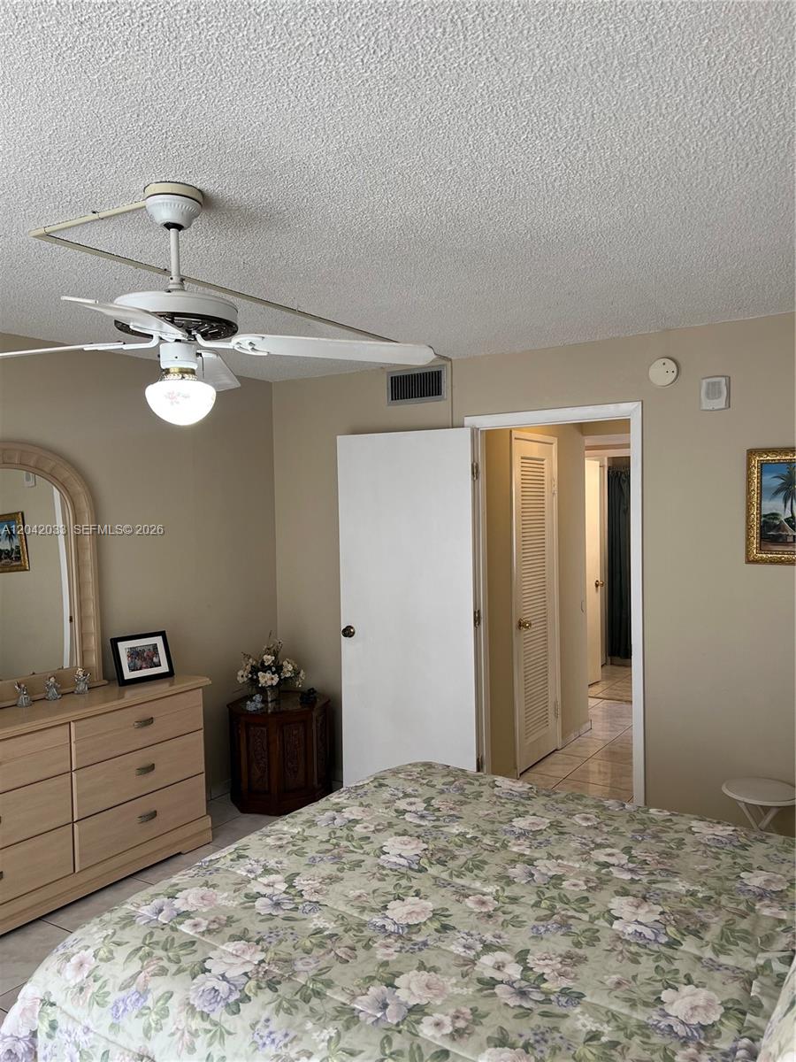 222E 1 / 2 861 sq. ft. $ 2026-06-23 0 Photo