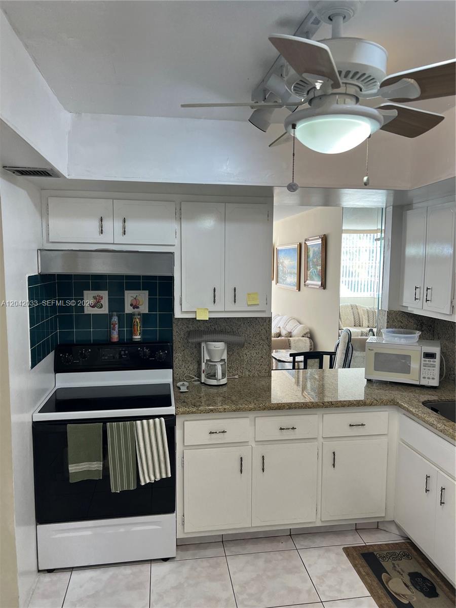 222E 1 / 2 861 sq. ft. $ 2026-06-23 0 Photo