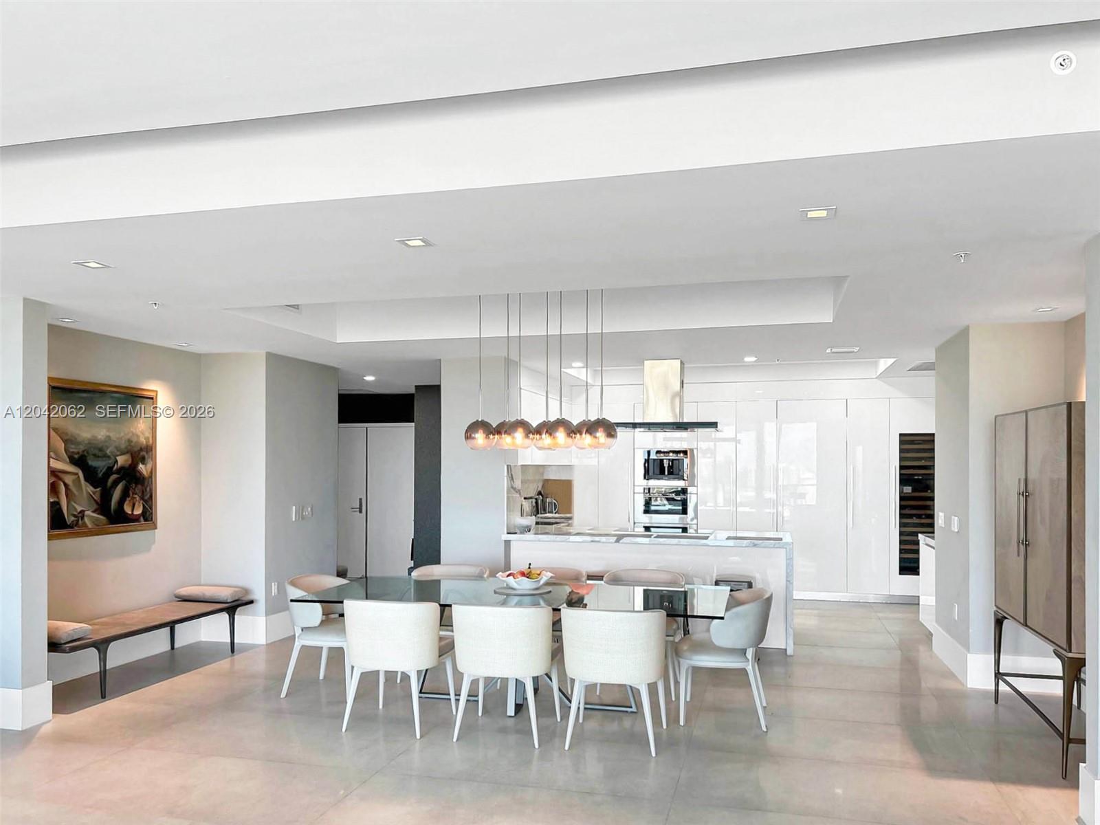 5-2503 4 / 5 3094 sq. ft. $ 2026-06-23 0 Photo