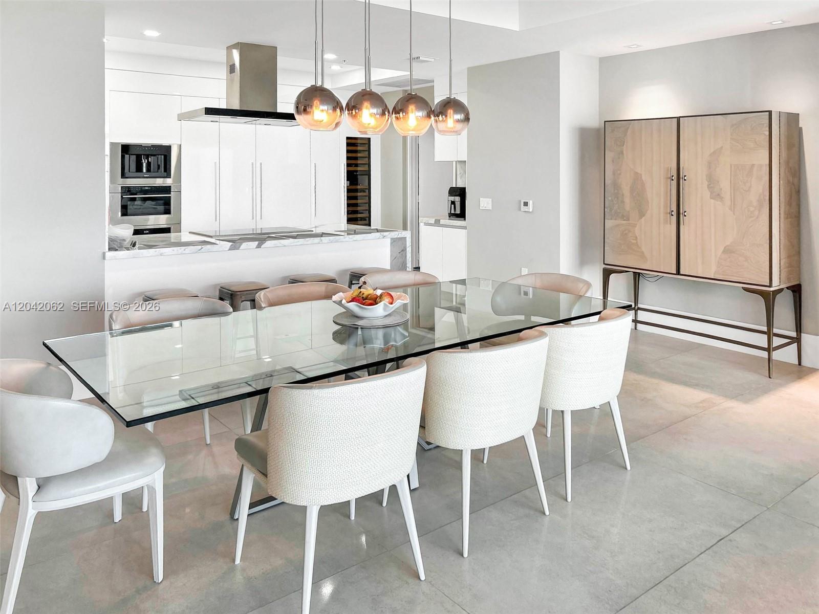 5-2503 4 / 5 3094 sq. ft. $ 2026-06-23 0 Photo