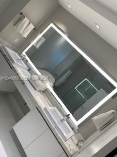 5-2503 4 / 5 3094 sq. ft. $ 2026-06-23 0 Photo