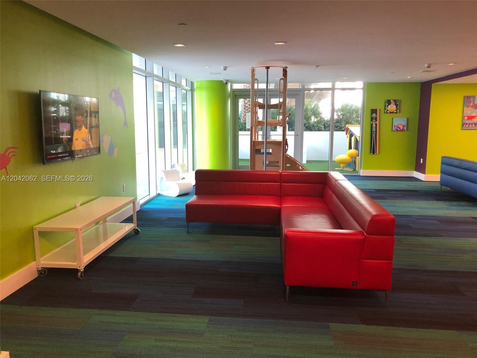 5-2503 4 / 5 3094 sq. ft. $ 2026-06-23 0 Photo