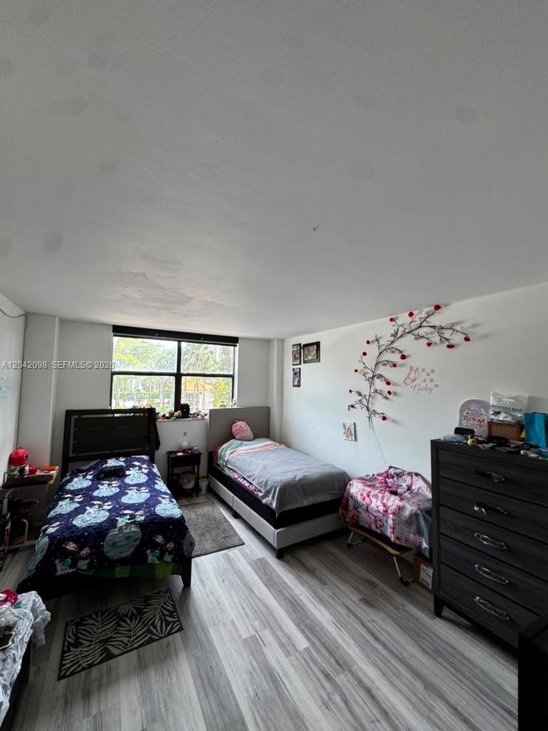 M11 2 / 2 1294 sq. ft. $ 2026-06-23 0 Photo