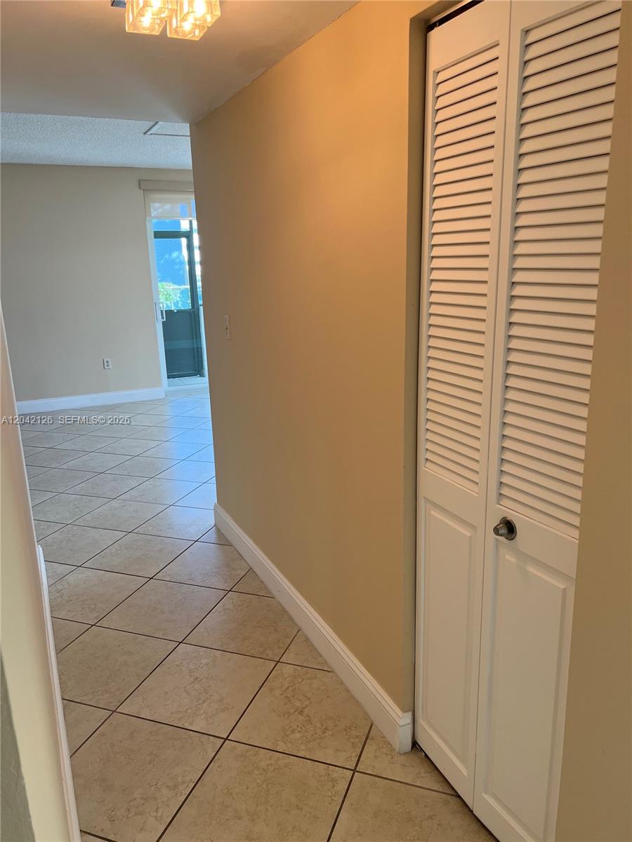 102 2 / 2 1150 sq. ft. $ 2026-06-23 0 foto