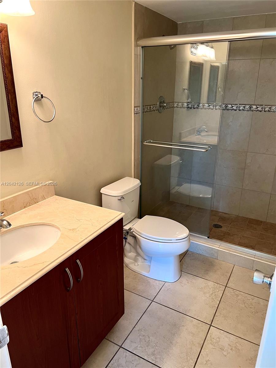 102 2 / 2 1150 sq. ft. $ 2026-06-23 0 foto