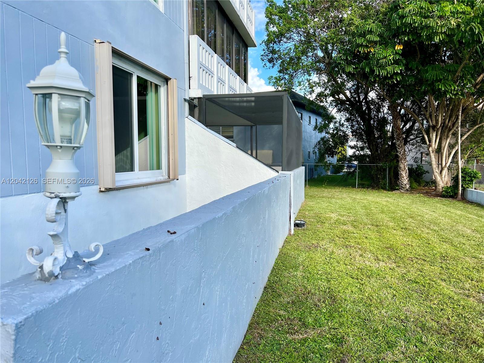 102 2 / 2 1150 sq. ft. $ 2026-06-23 0 foto