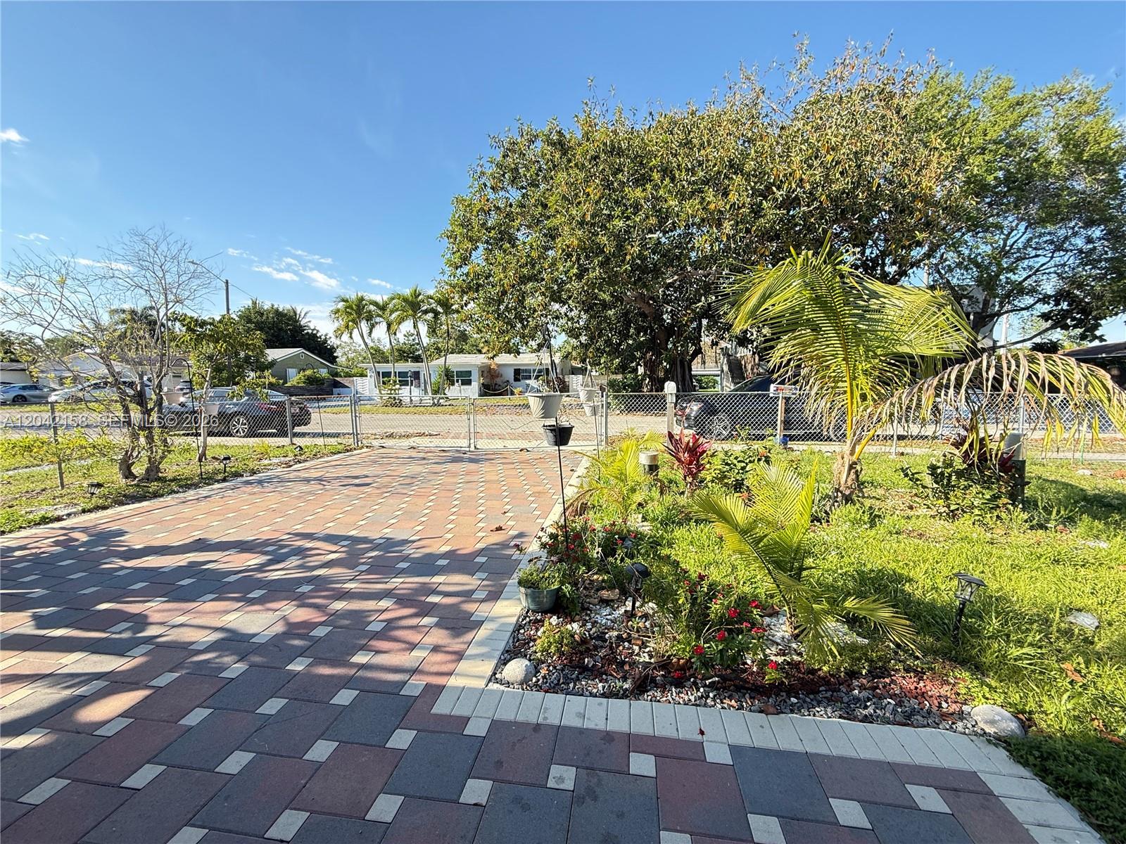   /   sq. ft. $ 2026-06-23 0 foto