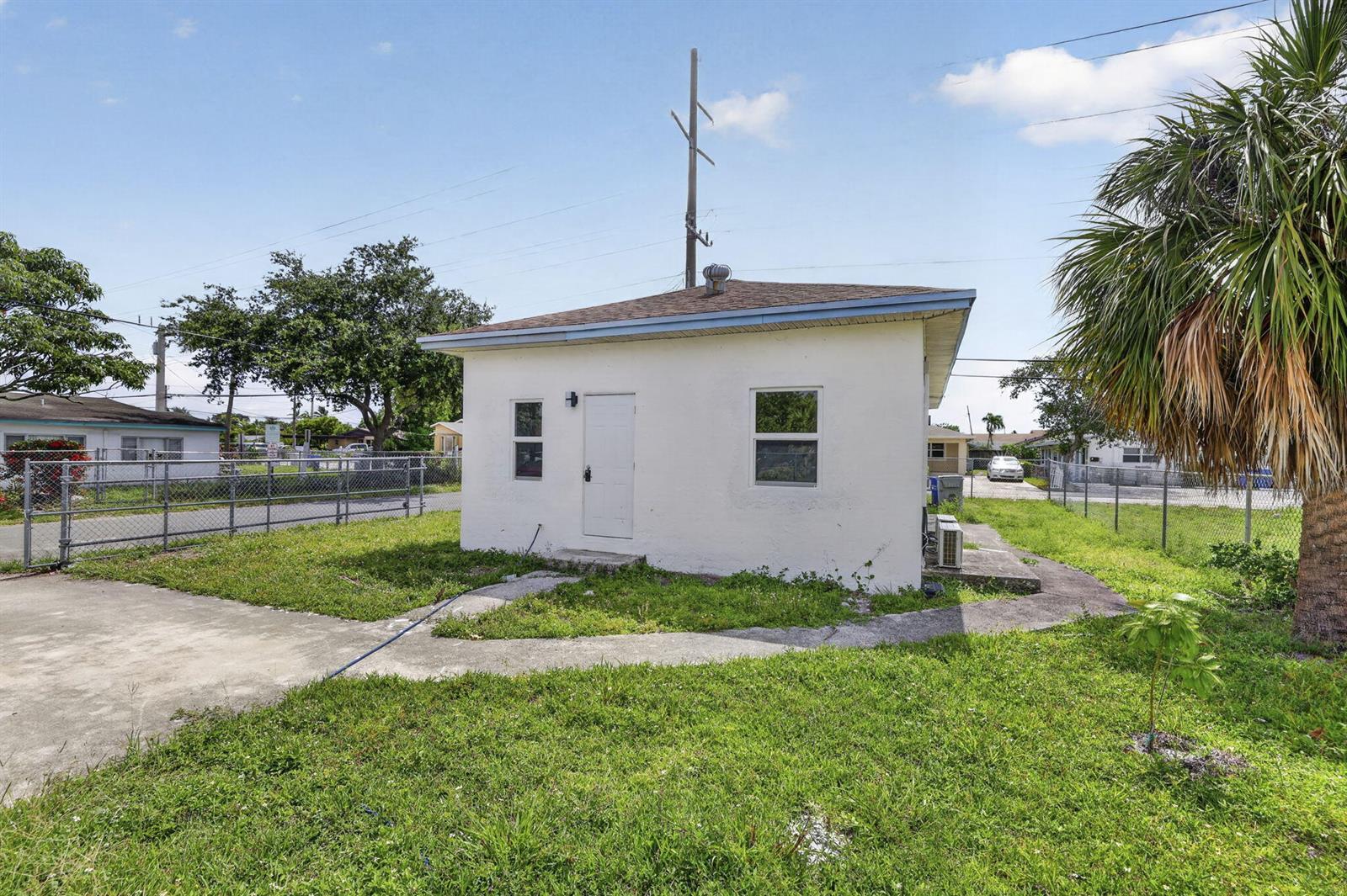   / 0 902 sq. ft. $ 2026-06-25 0 foto