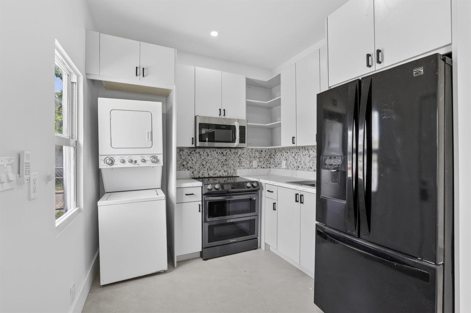   / 0 902 sq. ft. $ 2026-06-25 0 foto