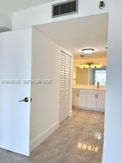 See details 2406 2 / 2 1232 sq. ft. $ 2026-06-23 0 Photo
