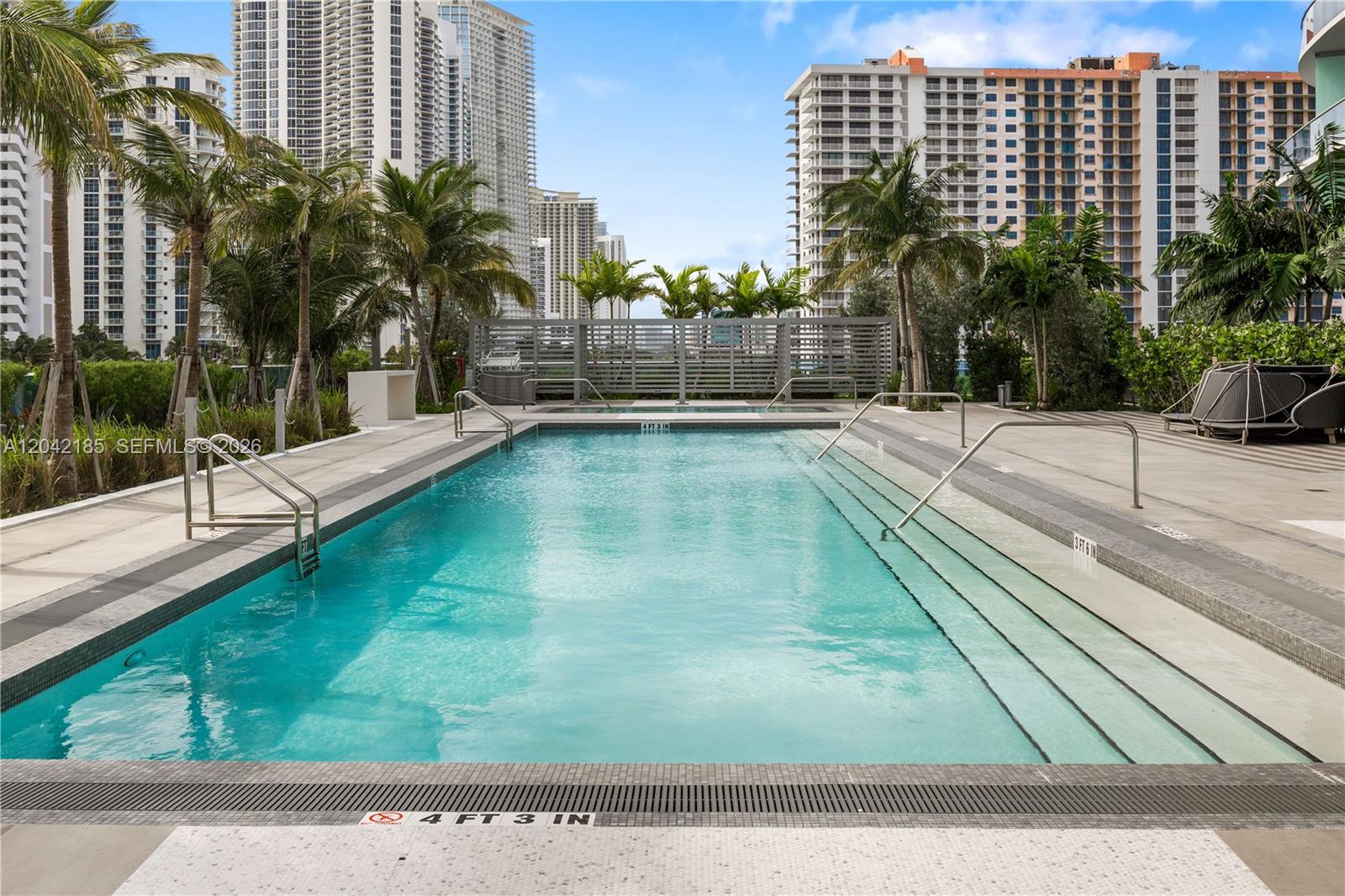 702 2 / 3 1384 sq. ft. $ 2026-06-23 0 Photo
