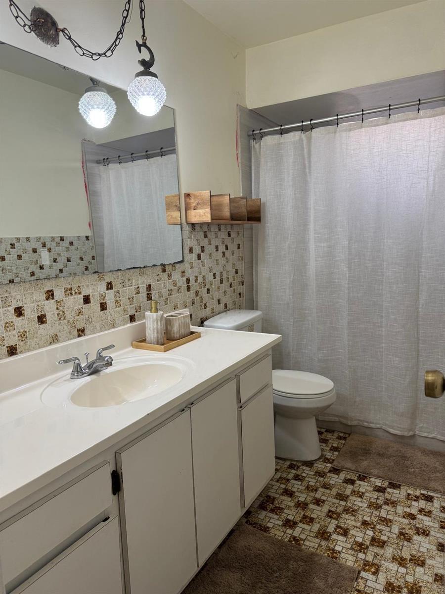 2419, 2421  / 0 2287 sq. ft. $ 2026-06-25 0 Photo